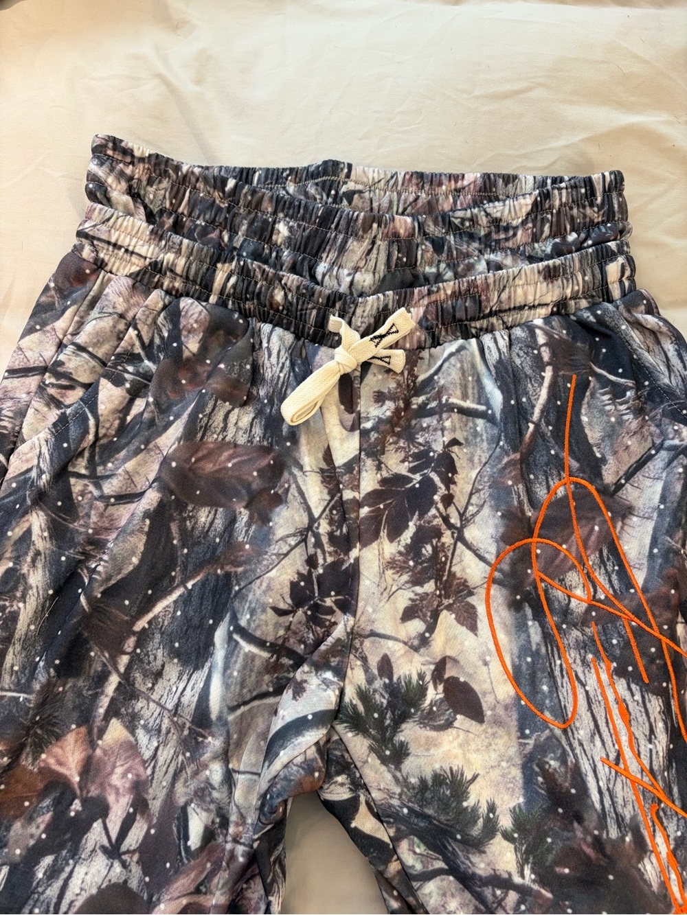 Women’s Camo Flare Sweatpants Orange Embroidery Size Large